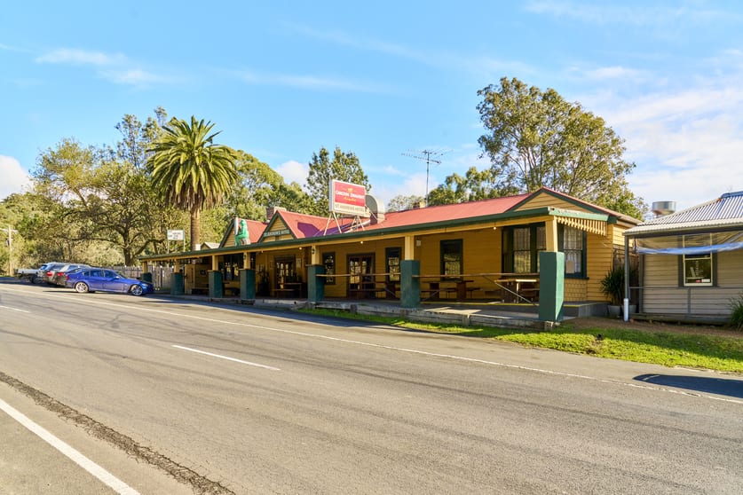 Click to view all images 79 Burns Street St Andrews VIC 3761 - Image 2