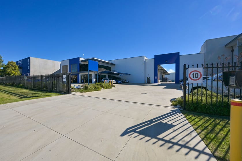 27B Baile Road Canning Vale WA 6155 - Image 2