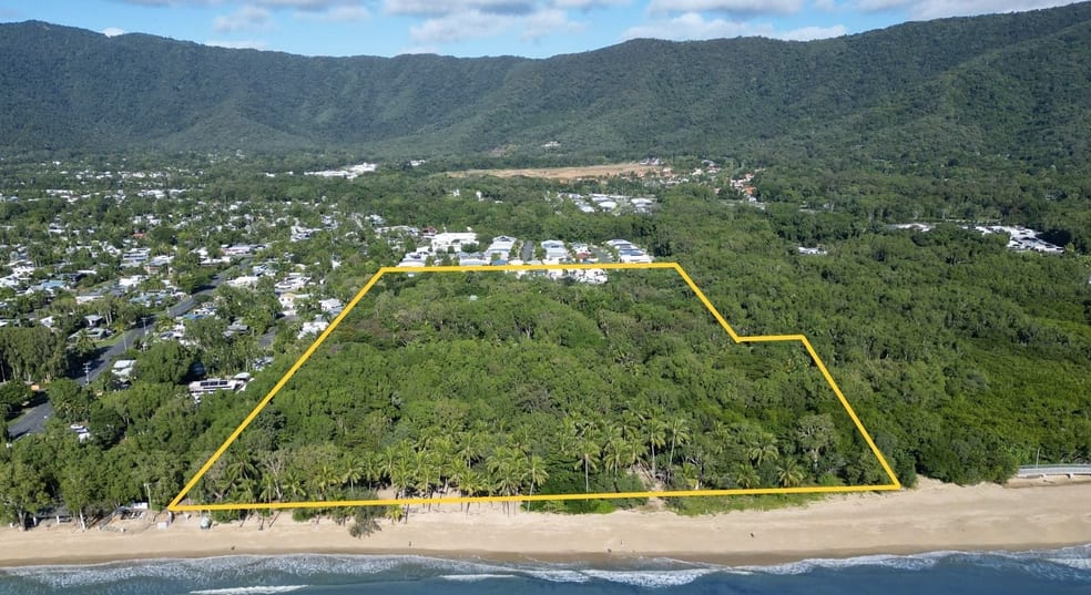 Click to view all images 80 Kewarra Street Kewarra Beach QLD 4879 - Image 1