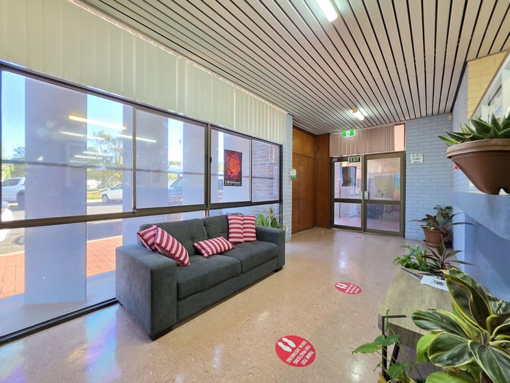 Click to view all images 13 Stuart Street Carnarvon WA 6701 - Image 2