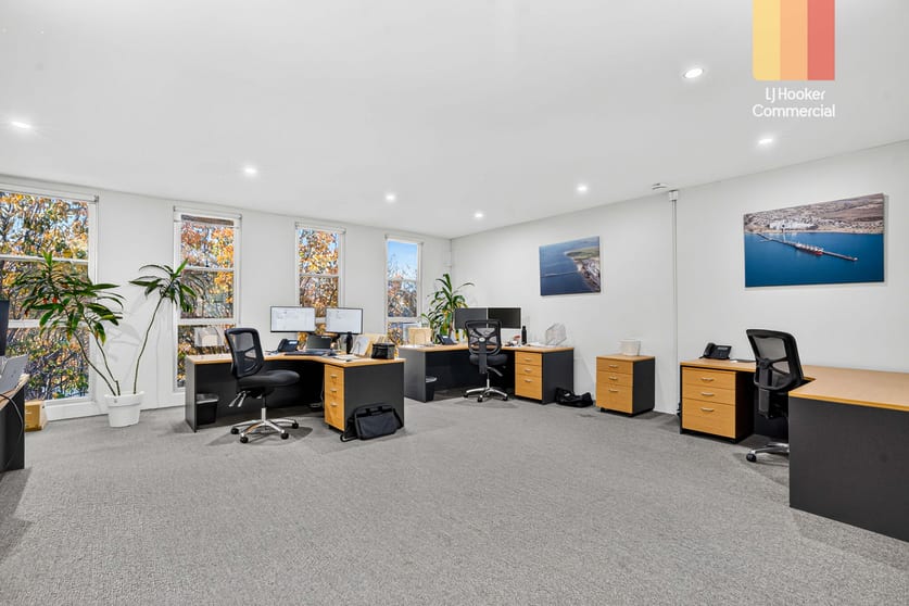 Click to view all images 35 Aberdeen Street Port Adelaide SA 5015 - Image 2