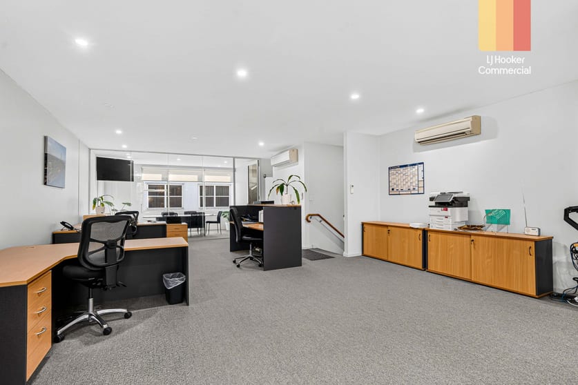 Click to view all images 35 Aberdeen Street Port Adelaide SA 5015 - Image 3