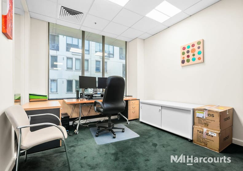 Click to view all images 207/370 St Kilda Road Melbourne VIC 3004 - Image 1