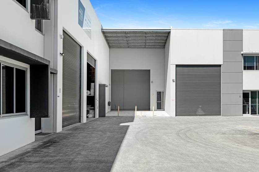 Click to view all images 7/10 Technology Drive Arundel QLD 4214 - Image 2