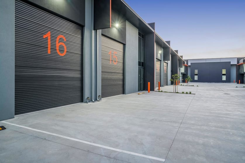 Click to view all images 16/70 Scorpius Road Wattleup WA 6166 - Image 3