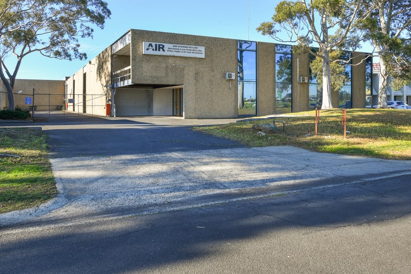 302-304 Boundary Road Braeside VIC 3195 - Image 1