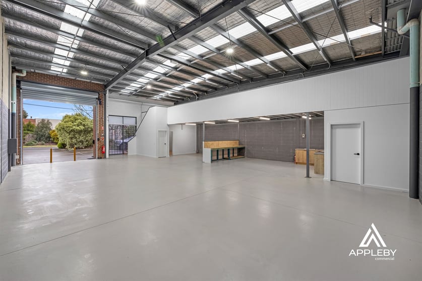 3/1-3 Eastspur Court Kilsyth VIC 3137 - Image 3