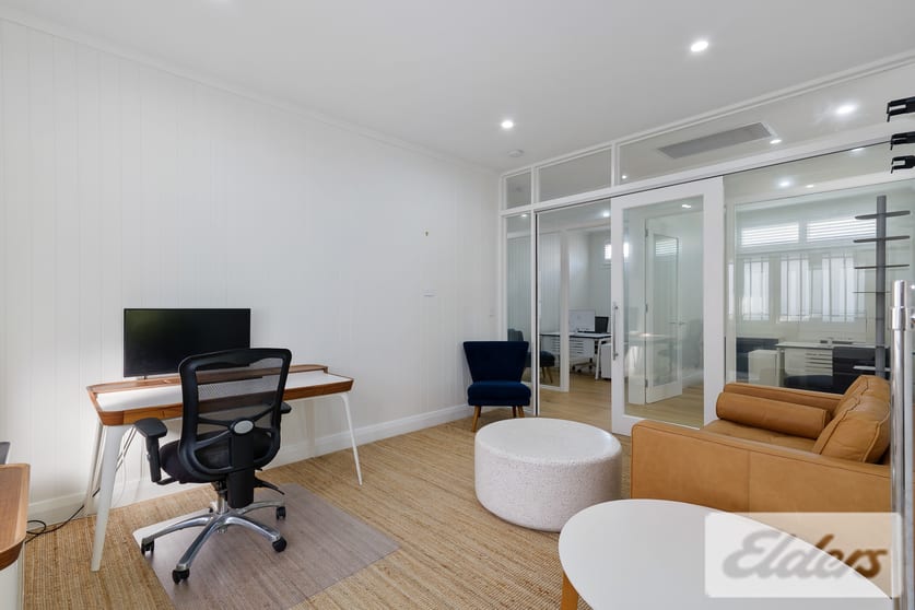 Click to view all images 71 Pearson Street Kangaroo Point QLD 4169 - Image 3