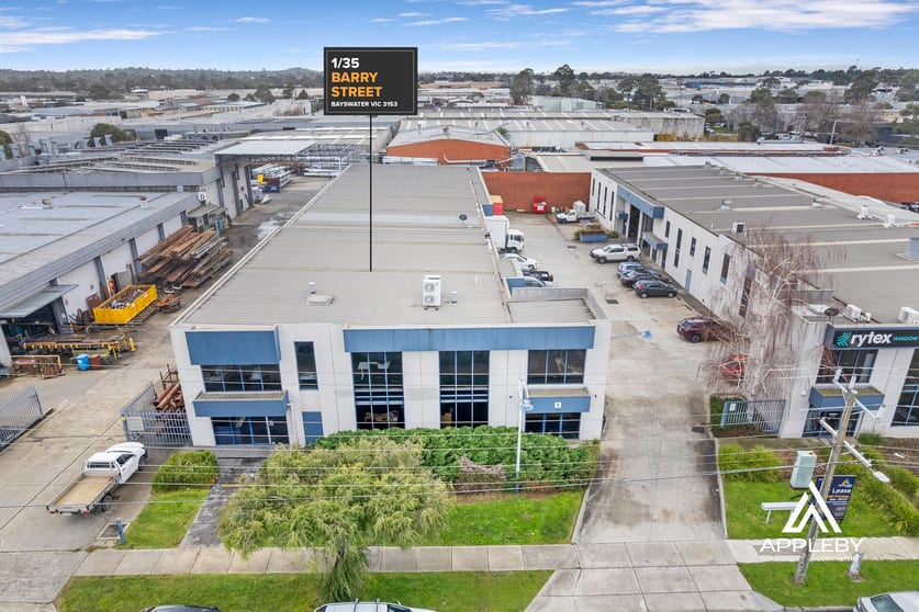 1/35 Barry Street Bayswater VIC 3153 - Image 2