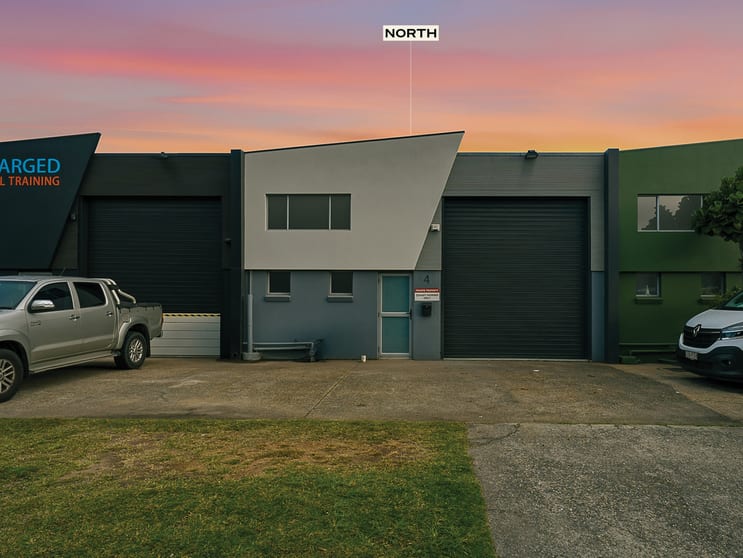 Click to view all images 4/4 Lathe Street Virginia QLD 4014 - Image 2