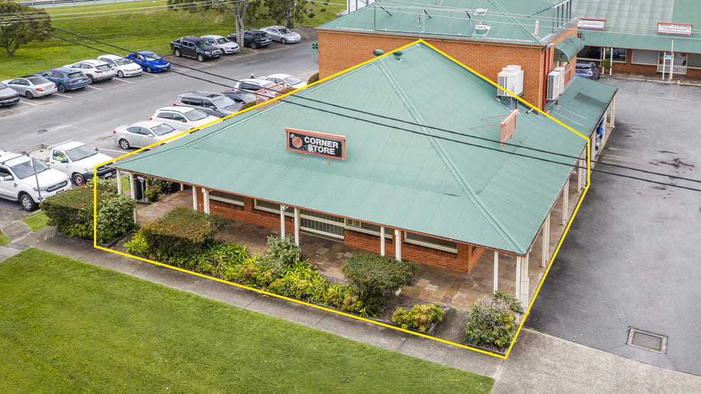 Click to view all images 1/18 Ferry Street Nerang QLD 4211 - Image 3
