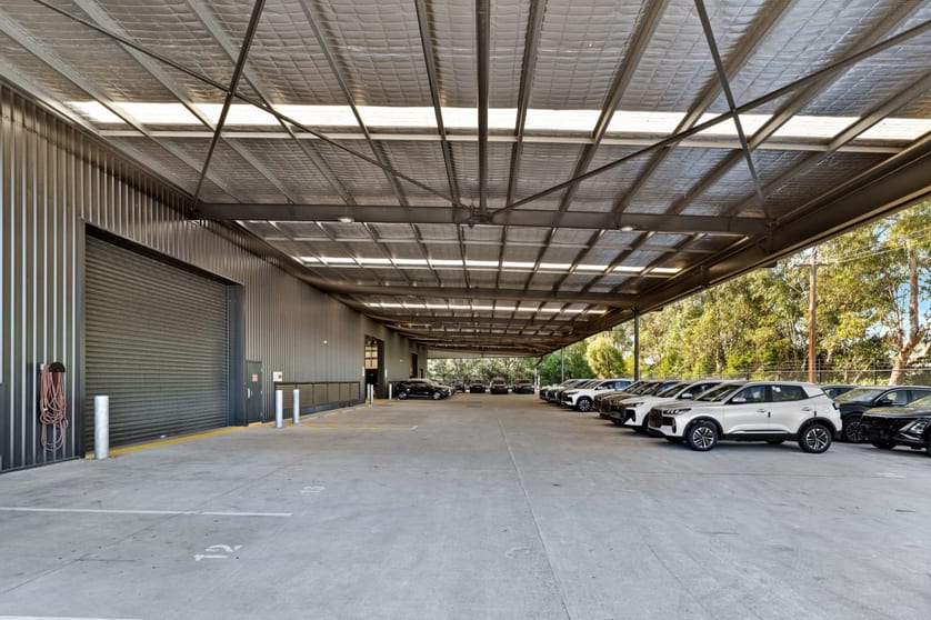 Click to view all images 29 Brumby Street Seven Hills NSW 2147 - Image 3