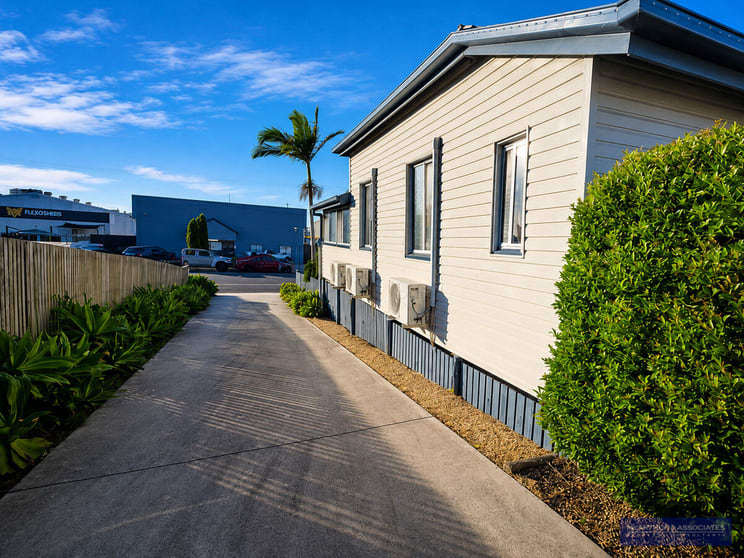 Gladstone Central QLD 4680 - Image 3