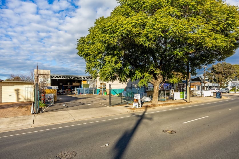 Click to view all images 240 - 242 Richmond Road Marleston SA 5033 - Image 2