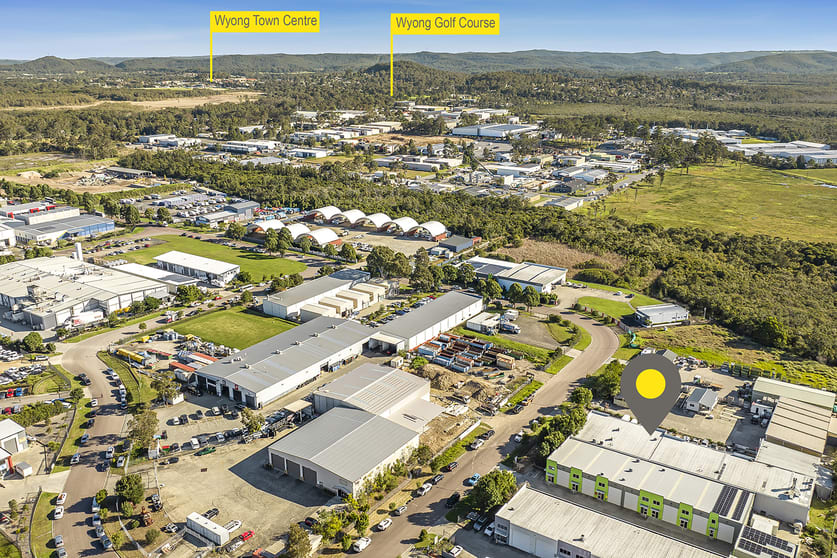 Click to view all images 2/21 Amsterdam Circuit Wyong NSW 2259 - Image 2