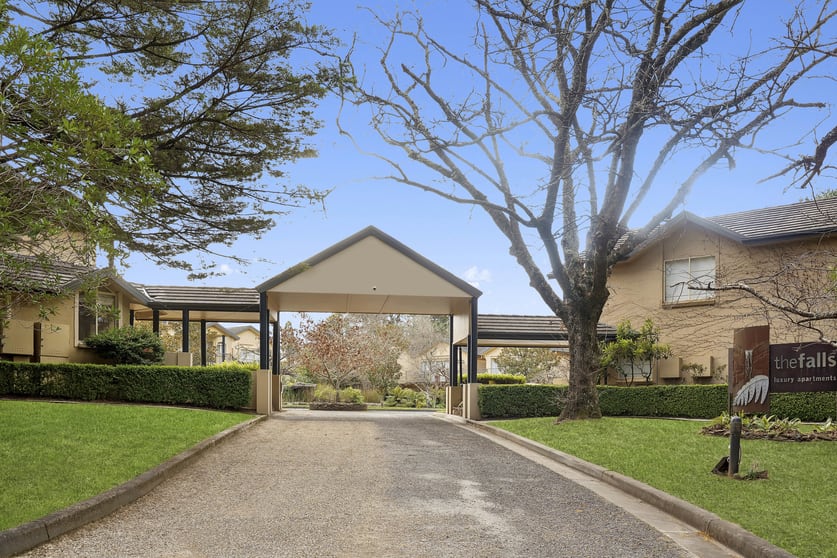 Click to view all images 67-77 Wilson Street Wentworth Falls NSW 2782 - Image 2