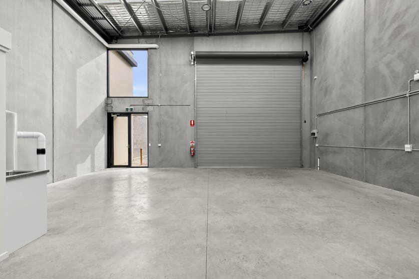 Click to view all images 6/24 Hicks Street Lara VIC 3212 - Image 3