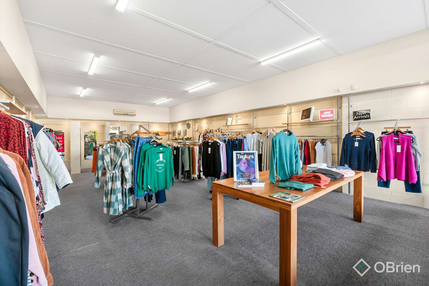 Click to view all images 6E Eramosa Road East Somerville VIC 3912 - Image 2
