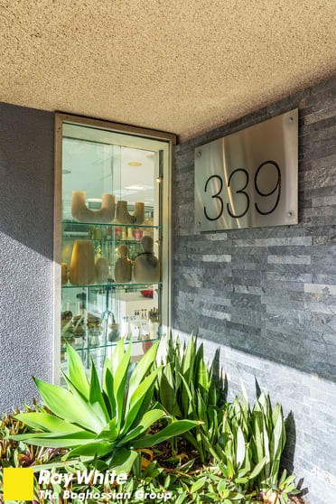 Click to view all images Shop 1/339 Oxford Street Paddington NSW 2021 - Image 4