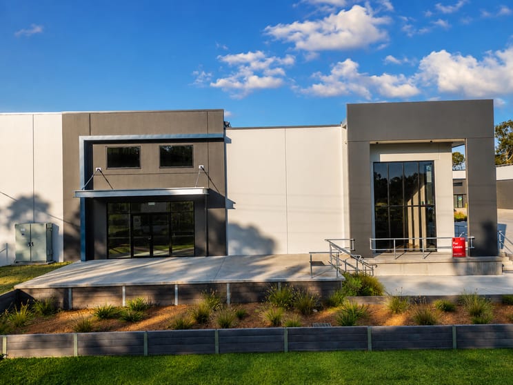 Click to view all images Units 2 & 4/107 Gavenlock Road Tuggerah NSW 2259 - Image 3