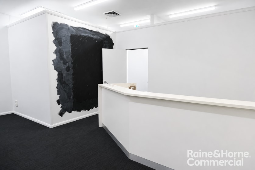 Click to view all images 19/153 Mann Street Gosford NSW 2250 - Image 2