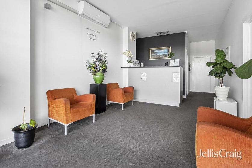 Click to view all images 1/4 Mercer Street Geelong VIC 3220 - Image 3