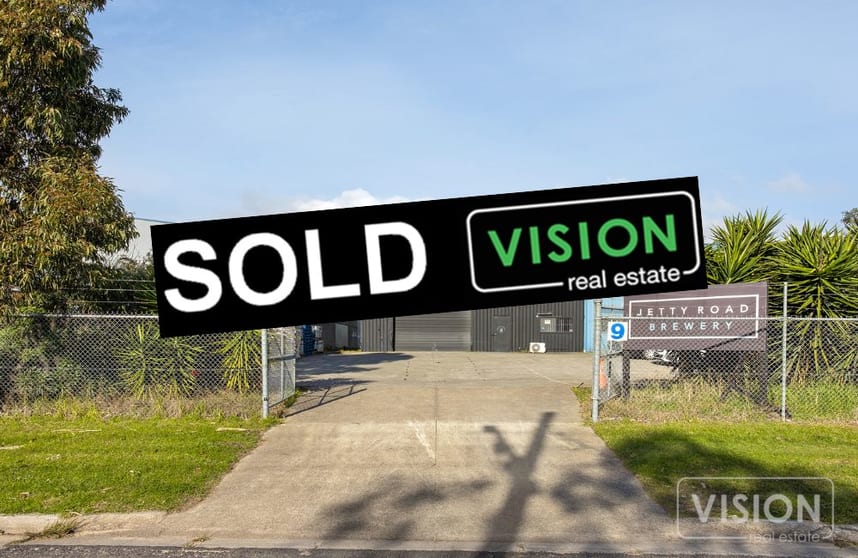Click to view all images 9 Dalkeith Drive Dromana VIC 3936 - Image 1