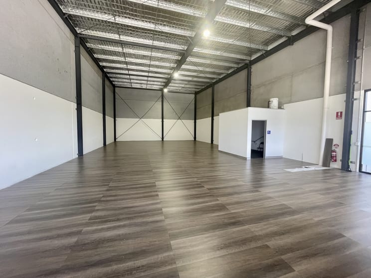 Click to view all images Unit 2/1 Dulmison Avenue Wyong NSW 2259 - Image 2