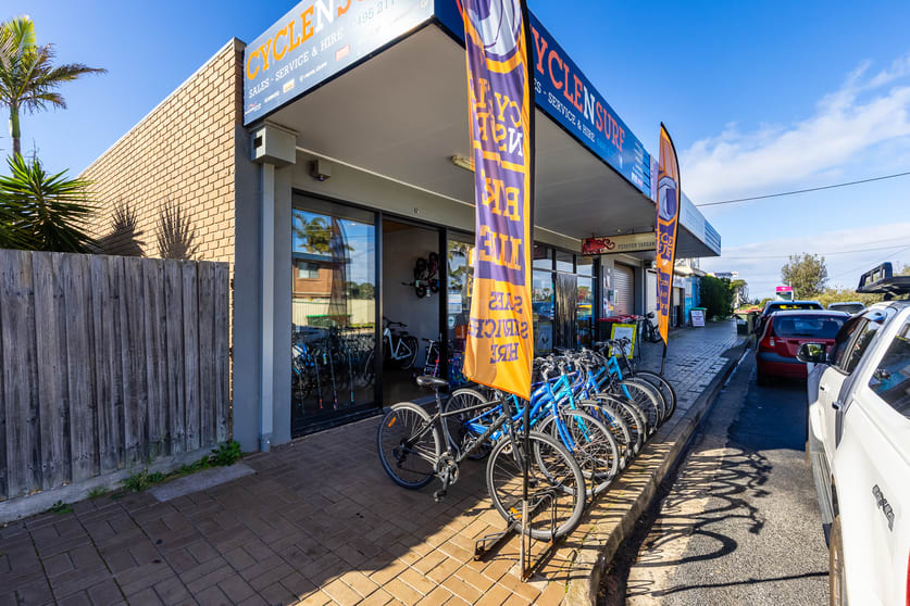 Click to view all images 33 Ocean Drive Merimbula NSW 2548 - Image 3