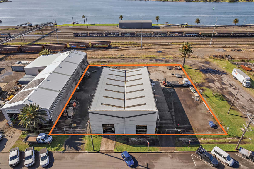 Click to view all images 32 Darling Street Carrington NSW 2294 - Image 2