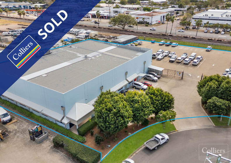 Click to view all images 31-33 Corporate Crescent Garbutt QLD 4814 - Image 1