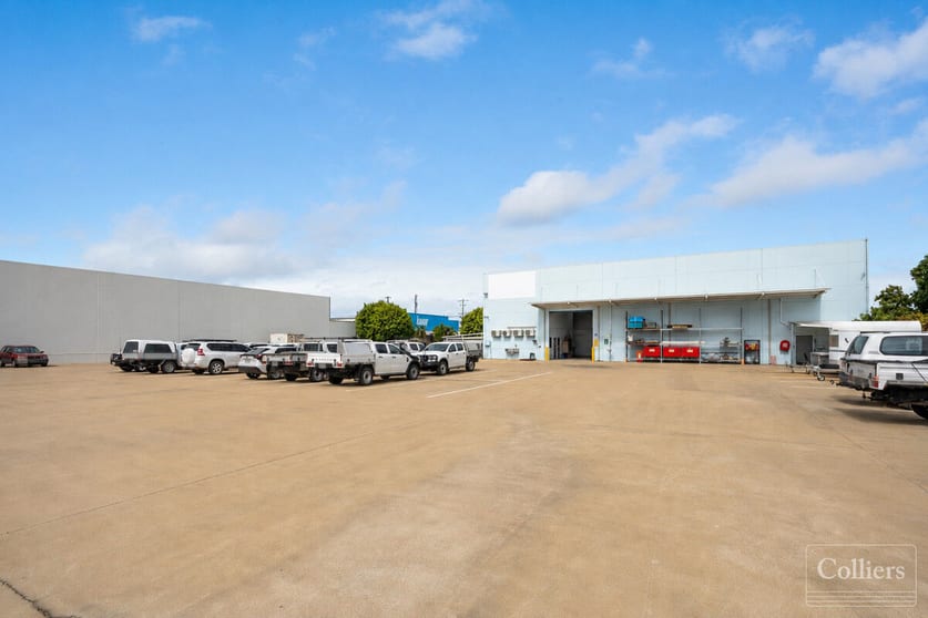 Click to view all images 31-33 Corporate Crescent Garbutt QLD 4814 - Image 5
