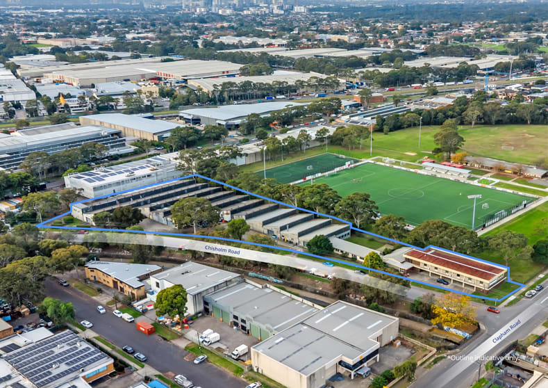 Click to view all images 32 Clapham Road Regents Park NSW 2143 - Image 3