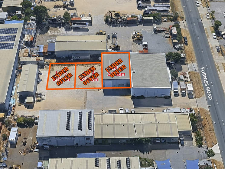 Click to view all images 34 Furniss Road Landsdale WA 6065 - Image 1