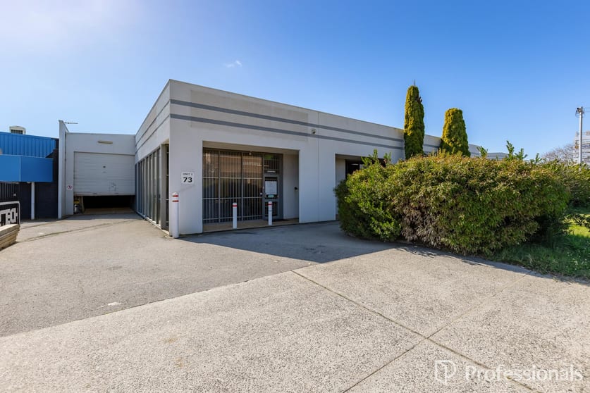 Click to view all images 2/73 Buckingham Drive Wangara WA 6065 - Image 1