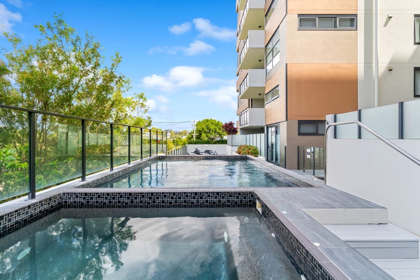 Click to view all images Maroochydore QLD 4558 - Image 2