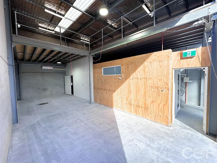 Click to view all images Unit 16/5-7 Enterprise Close West Gosford NSW 2250 - Image 3
