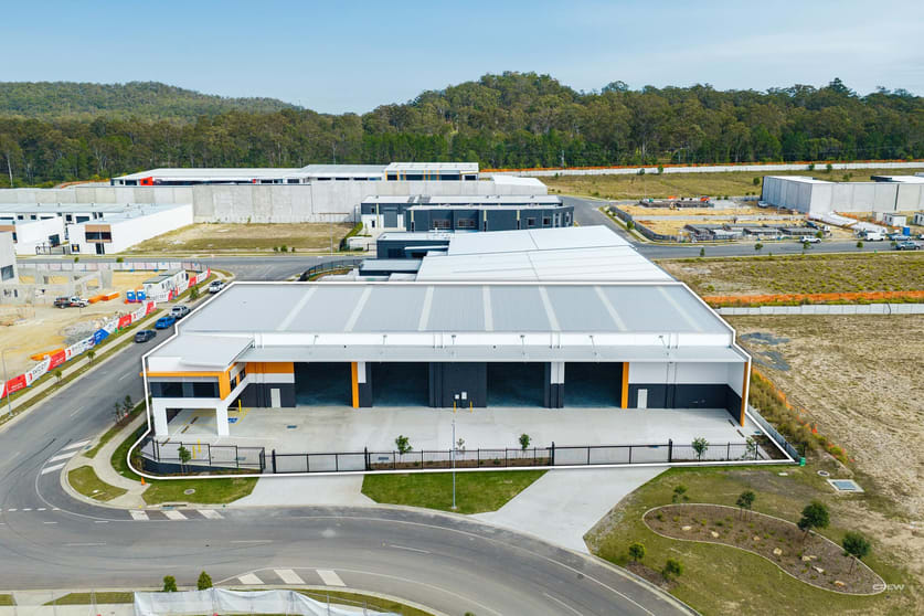 Click to view all images 14 Jobs Circuit Yarrabilba QLD 4207 - Image 2