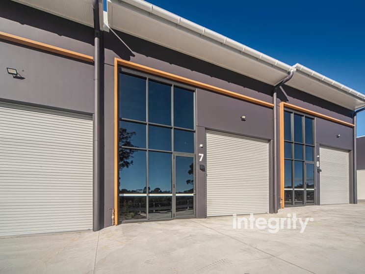 Click to view all images 7/4 Mussel Court Huskisson NSW 2540 - Image 1