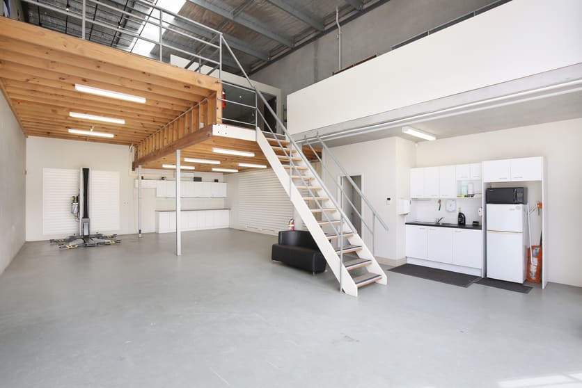 Click to view all images 12 Stanton Road Seven Hills NSW 2147 - Image 3