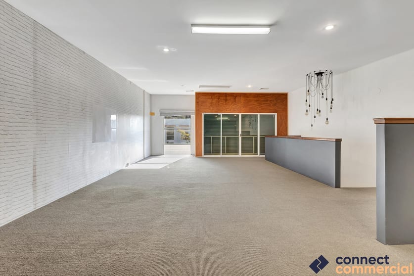 Click to view all images 11/68-70 Township Drive Burleigh Heads QLD 4220 - Image 1