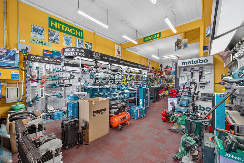 Click to view all images 61 Queen Street Warragul VIC 3820 - Image 2