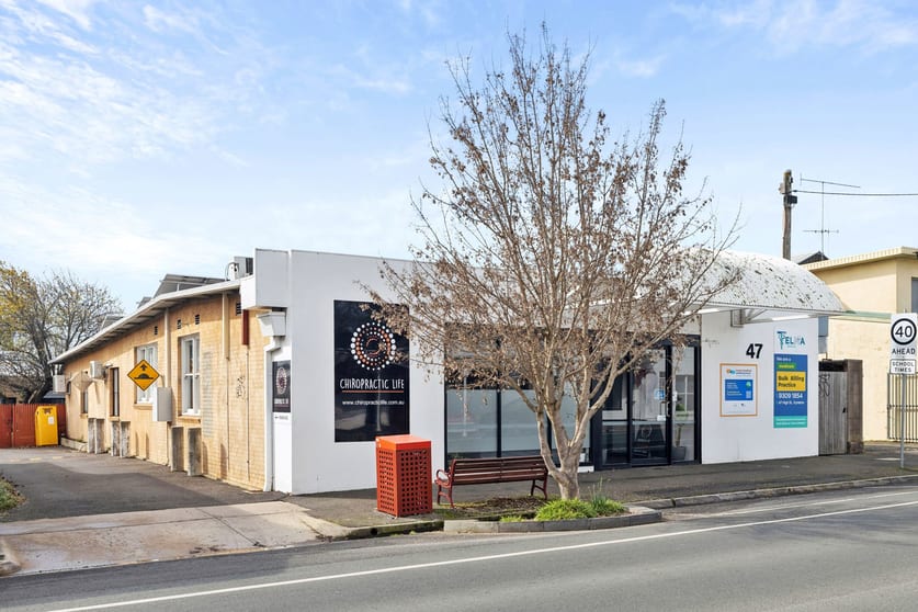 Click to view all images 47-49 High Street Kyneton VIC 3444 - Image 1