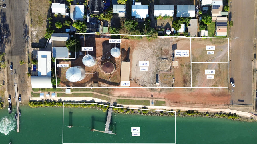 Click to view all images 1 Massey Drive Karumba QLD 4891 - Image 3