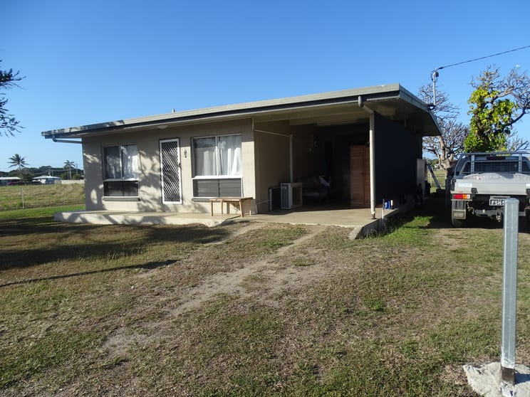 Click to view all images 17-19 Argyle Park Road Bowen QLD 4805 - Image 5