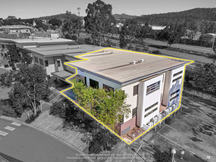 Click to view all images 7/22 Magnolia Drive Brookwater QLD 4300 - Image 4
