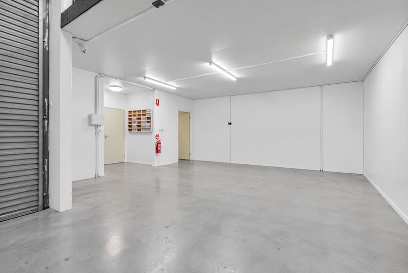 Click to view all images 6/9 Exeter Way Caloundra West QLD 4551 - Image 4