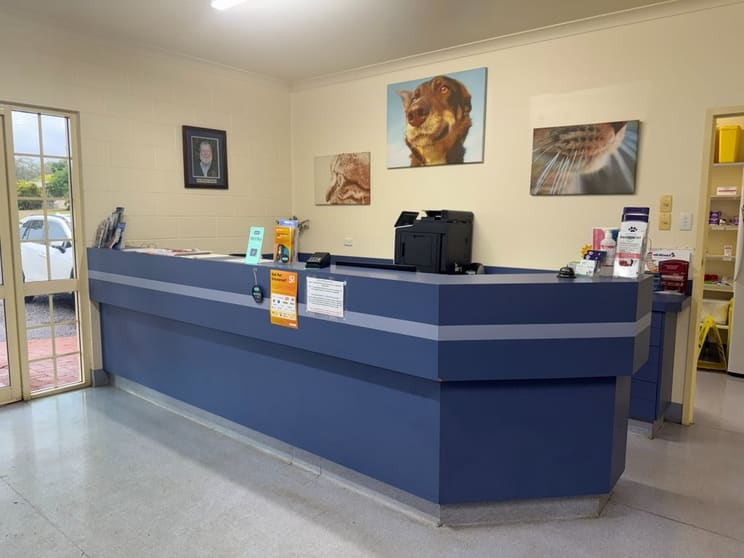 Click to view all images 56 Douglas Street Murgon QLD 4605 - Image 2