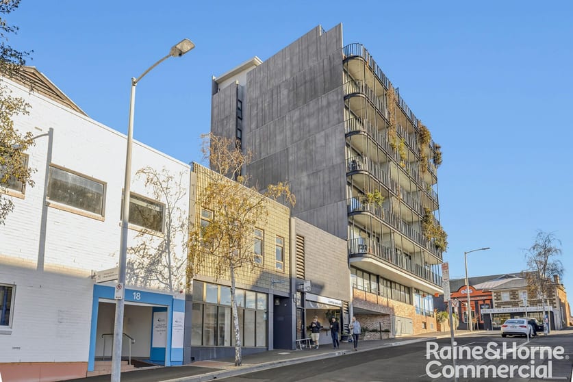 Click to view all images 20 & 22 Watchorn Street Hobart TAS 7000 - Image 3