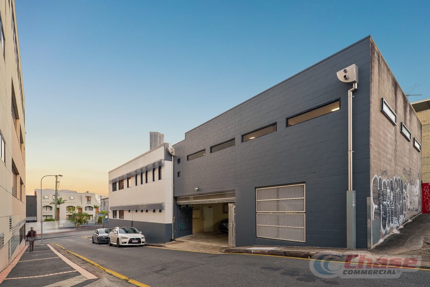 Click to view all images 244 St Pauls Terrace Fortitude Valley QLD 4006 - Image 3